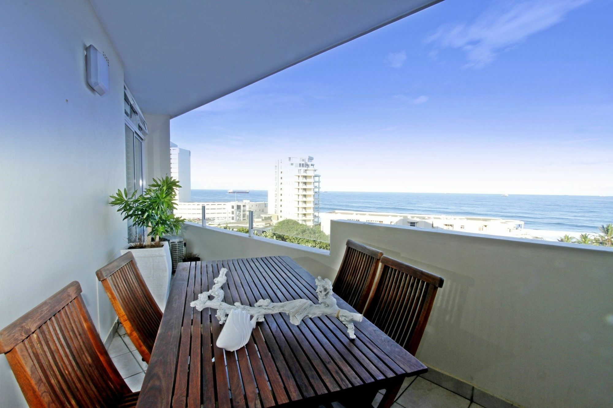 34 Sea Lodge - By Stay In Umhlanga Durban Luaran gambar